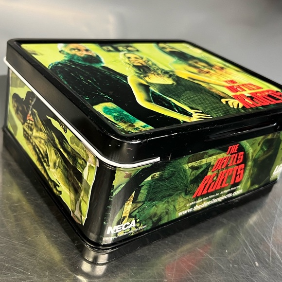 The Devil's Rejects Metal Lunch Box RARE NECA Rob Zombie Collectible 2005 - Picture 3 of 10